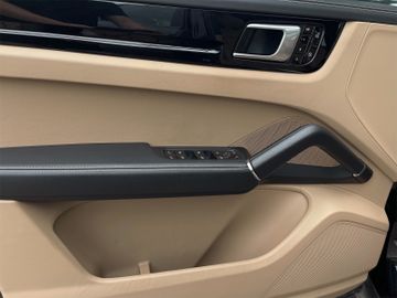 Porsche Cayenne 1. Hand, Leder, Panorama *mtl. 485€*