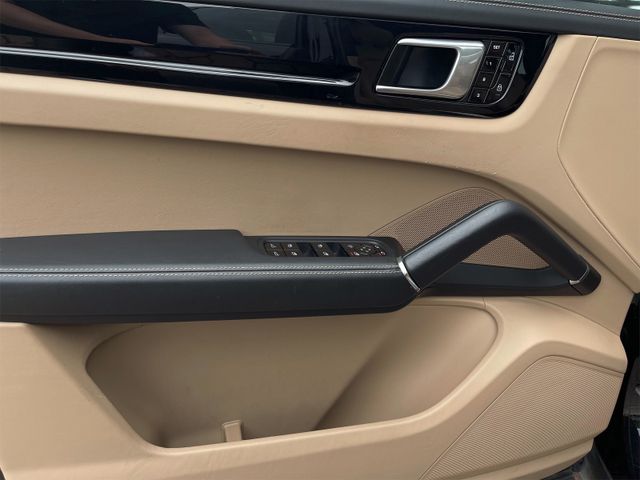 Porsche Cayenne 1. Hand, Leder, Panorama *mtl. 485€*