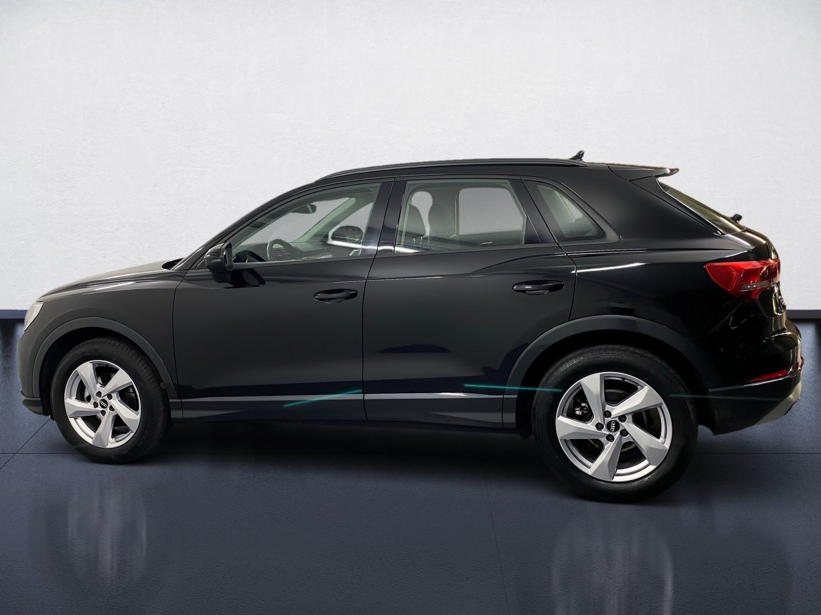 Audi Q3 advanced 35 TDI quattro AHK Standheizung ACC imagem 3