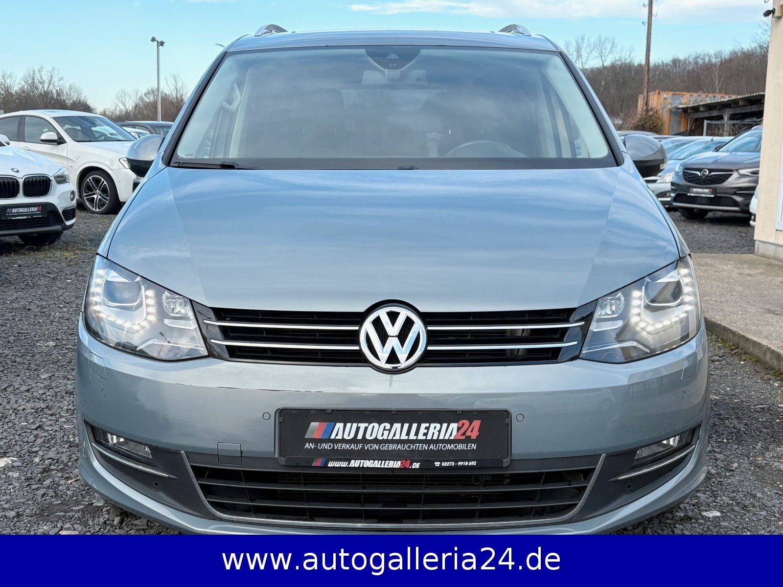 Fahrzeugabbildung Volkswagen Sharan HIGHLINE 7-SITZER Navi Leder Kamera SPORT