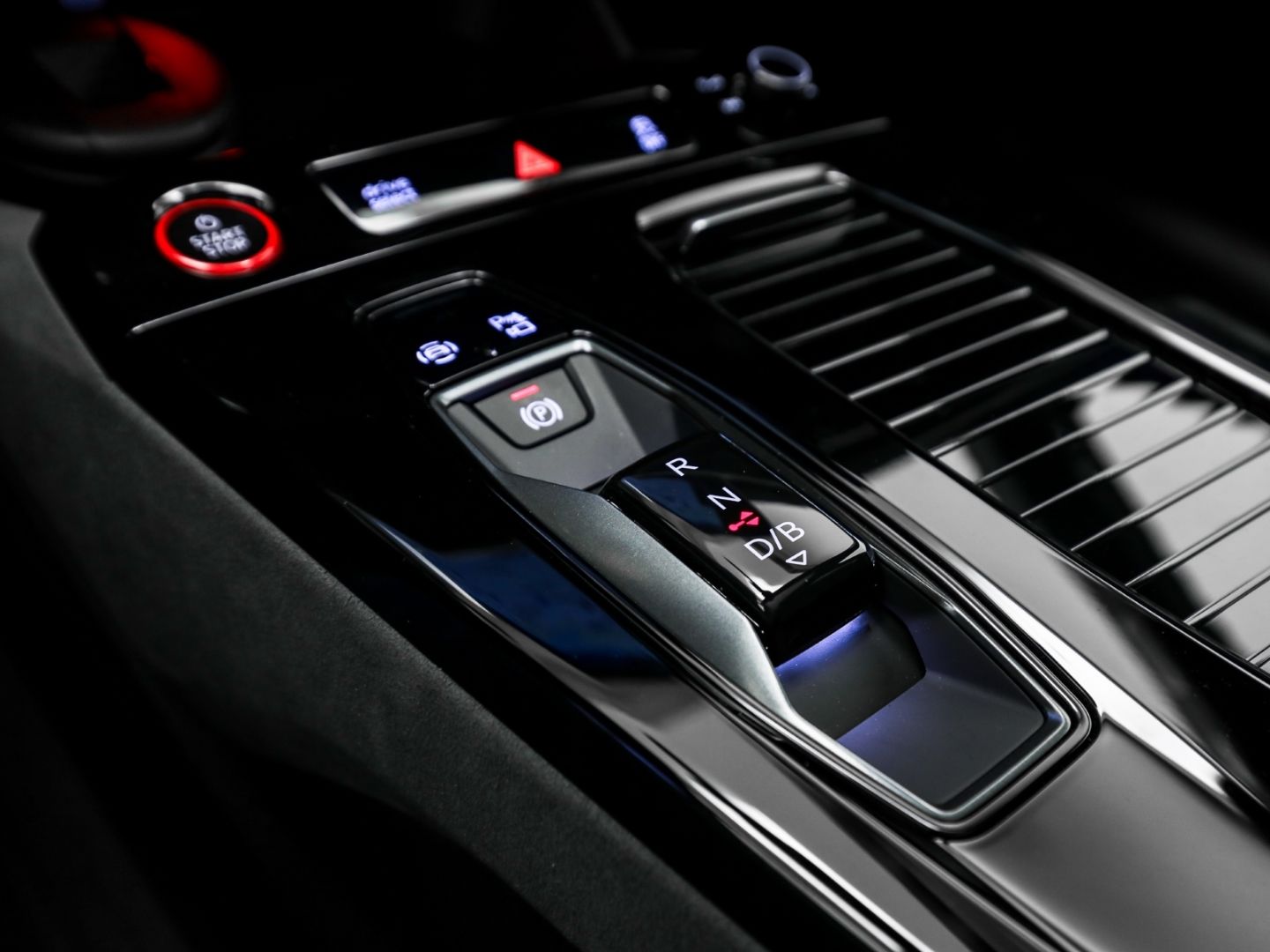 Audi S6 e-tron - Bild 16