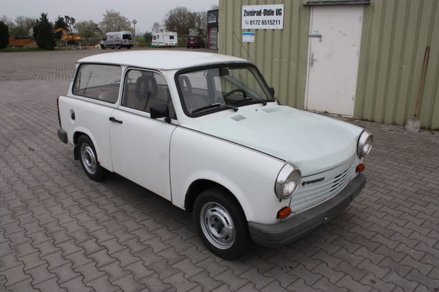 Trabant 1,1 Kombi mit AHK