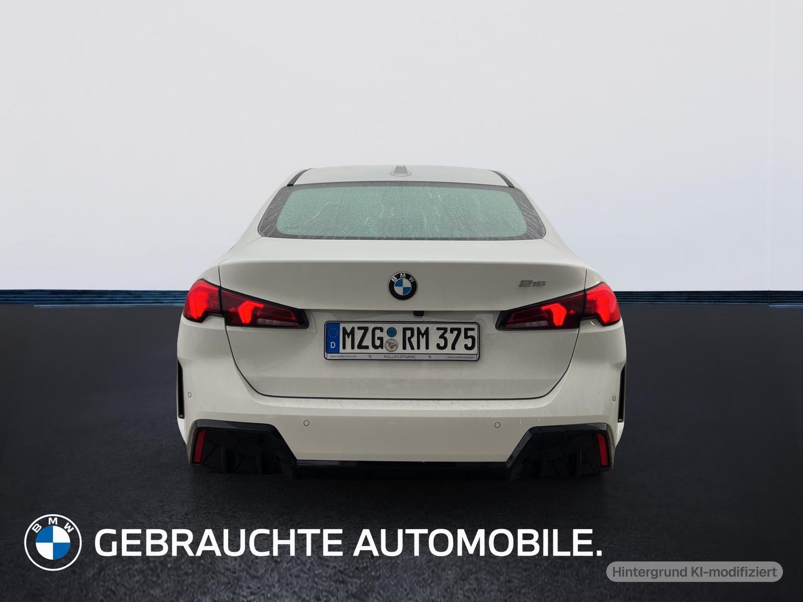 BMW 216 GRAN COUPÈ M SPORT DESIGN PARKING DRIVING AS