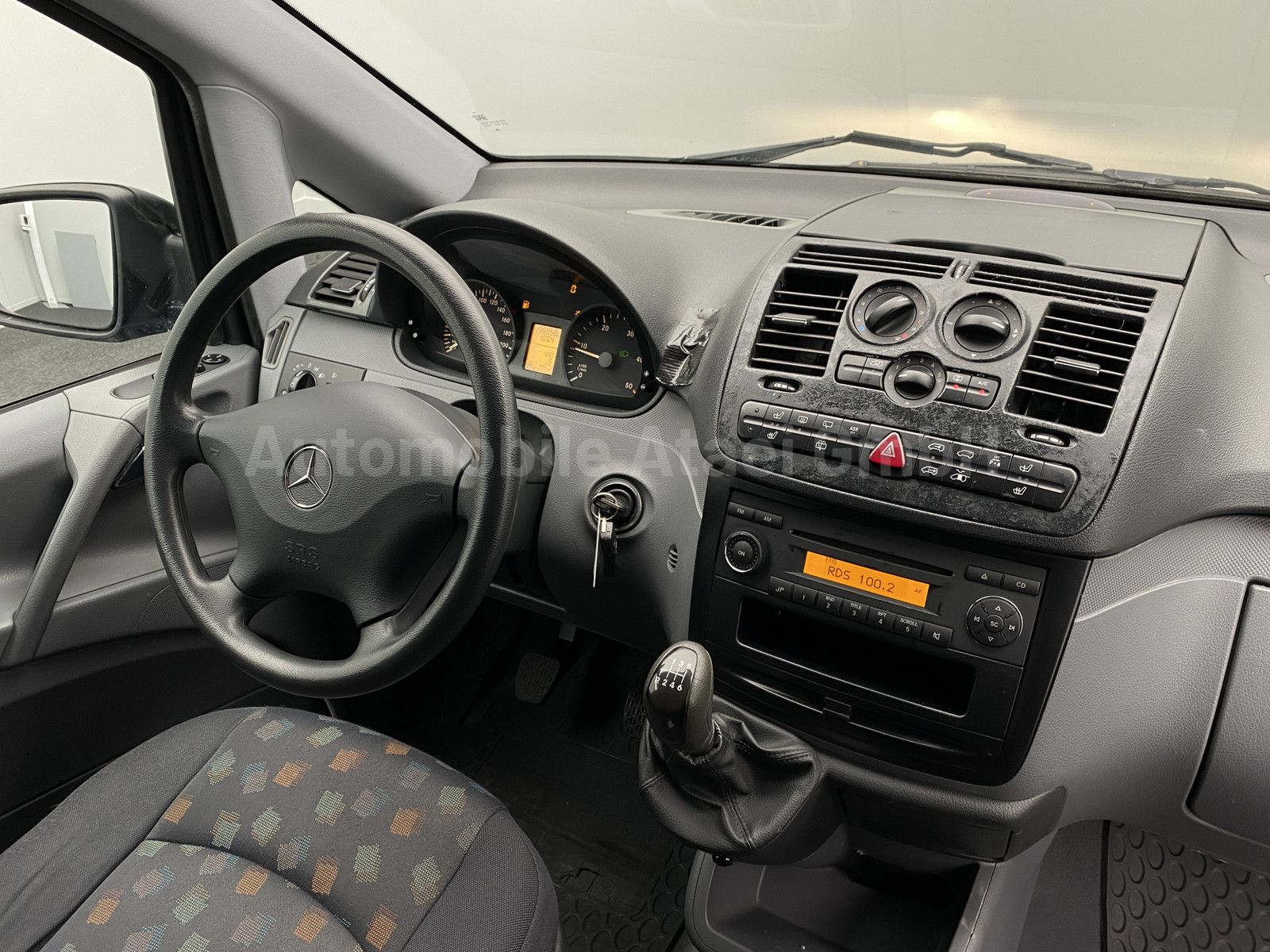Fahrzeugabbildung Mercedes-Benz Vito 111 CDI lang Kombi 5-SITZE+TOP ZUSTAND 1377