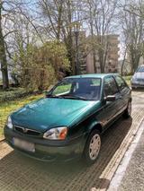Mazda 121 TÜV neu - Mazda 121
