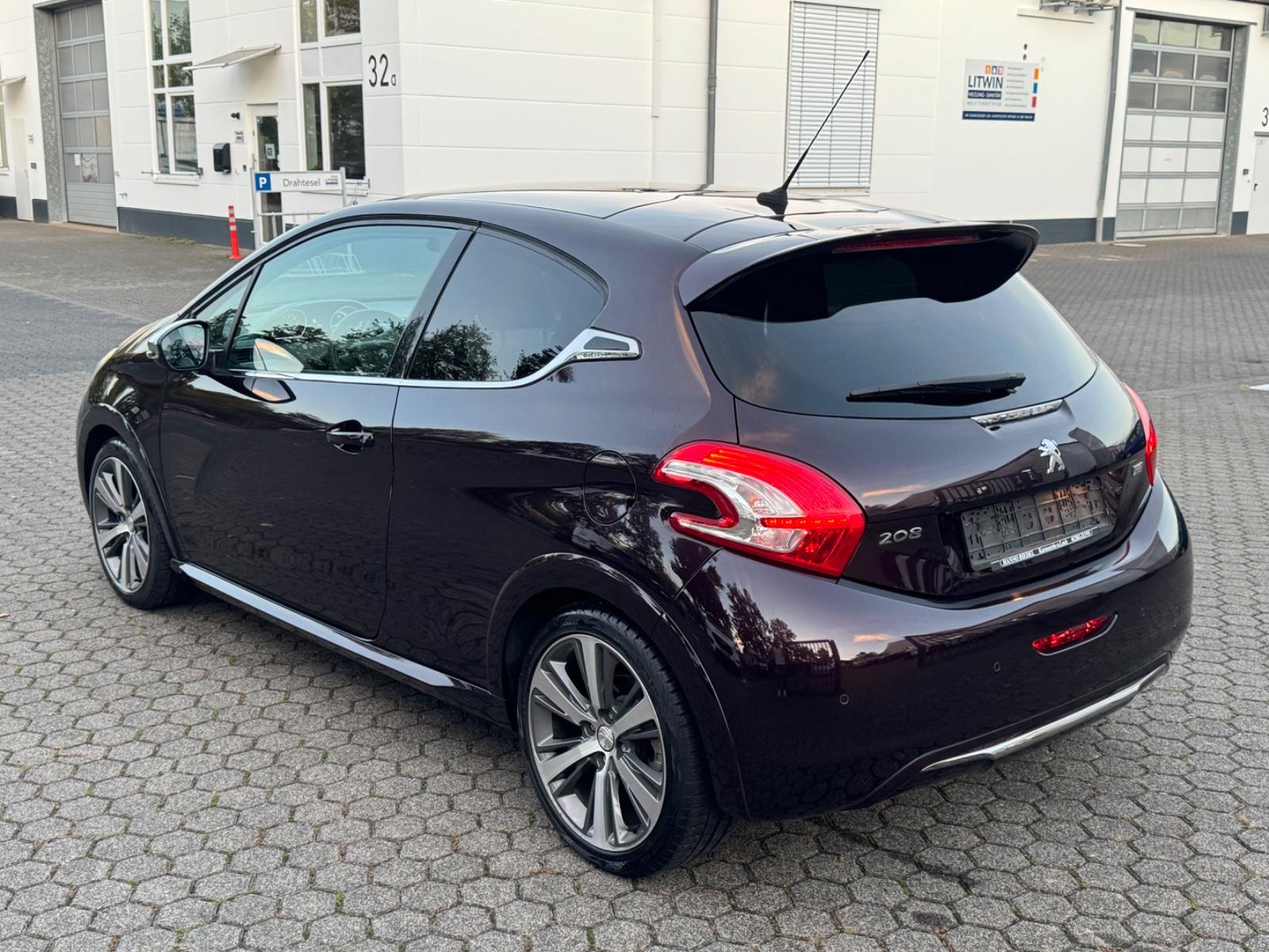 Peugeot 208 XY 1.6 THP 156 ch • BVM • Cuir • Toit Panoramique • GPS