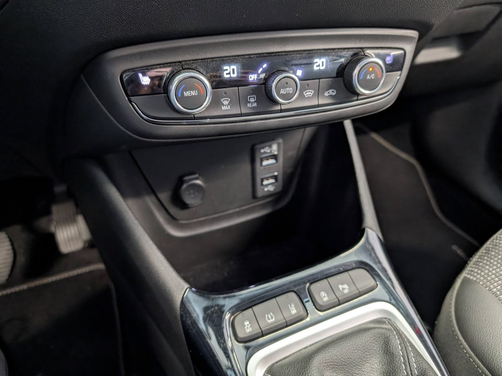 OPEL Crossland X Crossland 1.2 Turbo Business Edition Navi Kamera – Bild 18