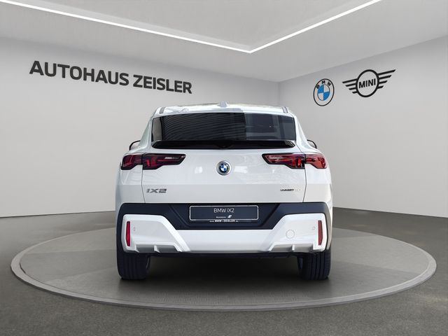 Foto Nummer 6: BMW iX2