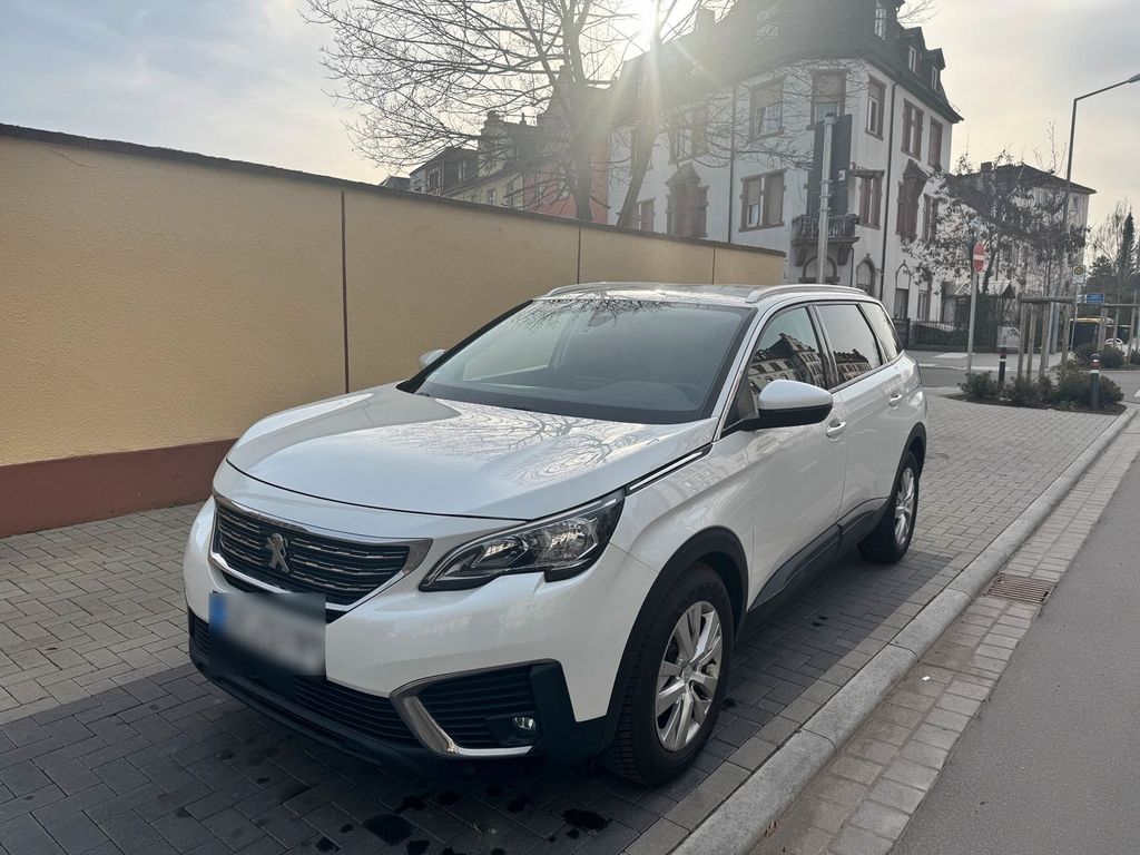 Image of Peugeot 5008