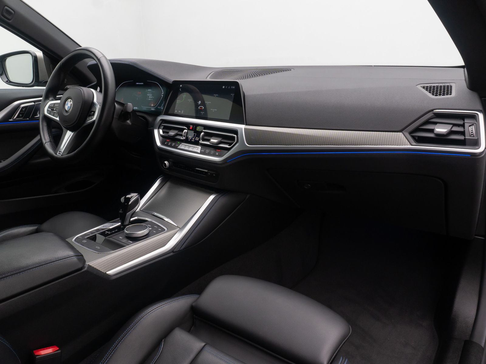 Fahrzeugabbildung BMW M440i Cabrio DAB H/K CockPitPro AHK Alarm 18Zoll