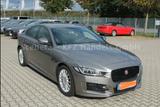 Jaguar XE E-Performance 163PS R-Sport Automatik R-Sport - graue Jaguar XE