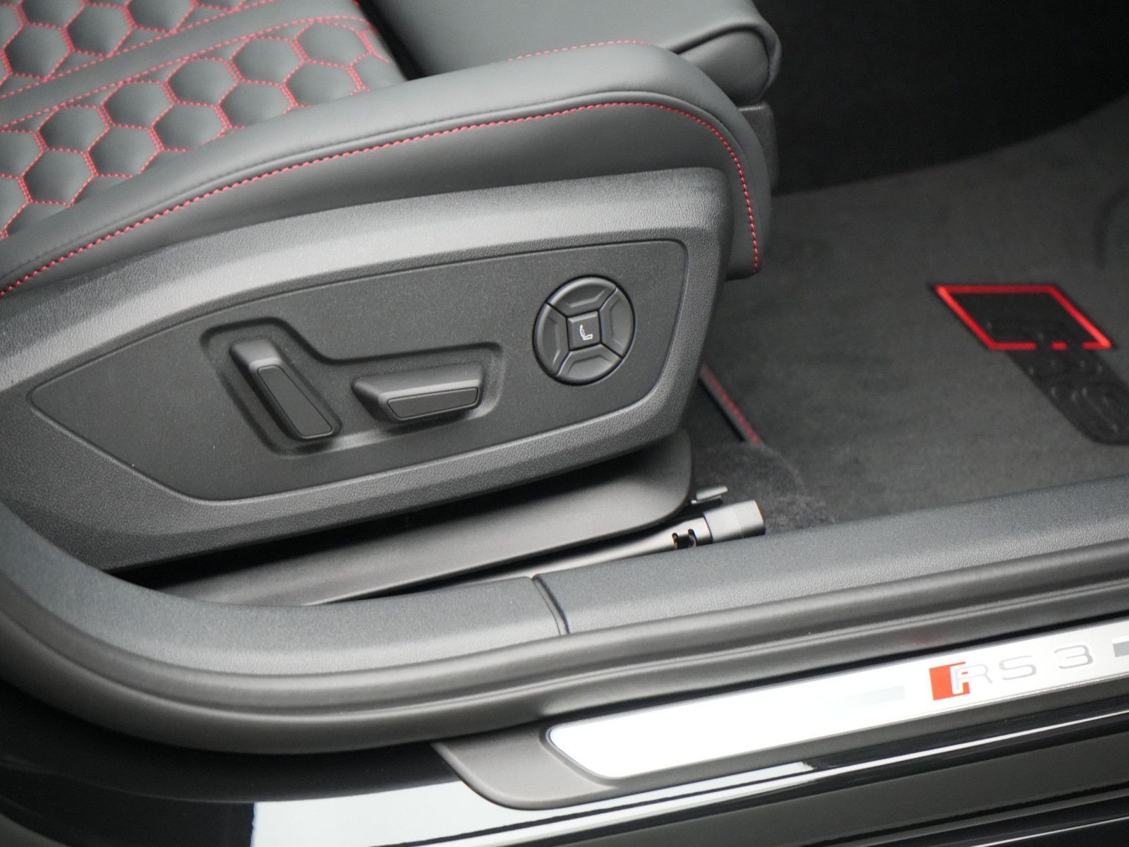 Audi RS3 - Bild 10