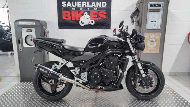 Triumph Speed Triple 955i   595N