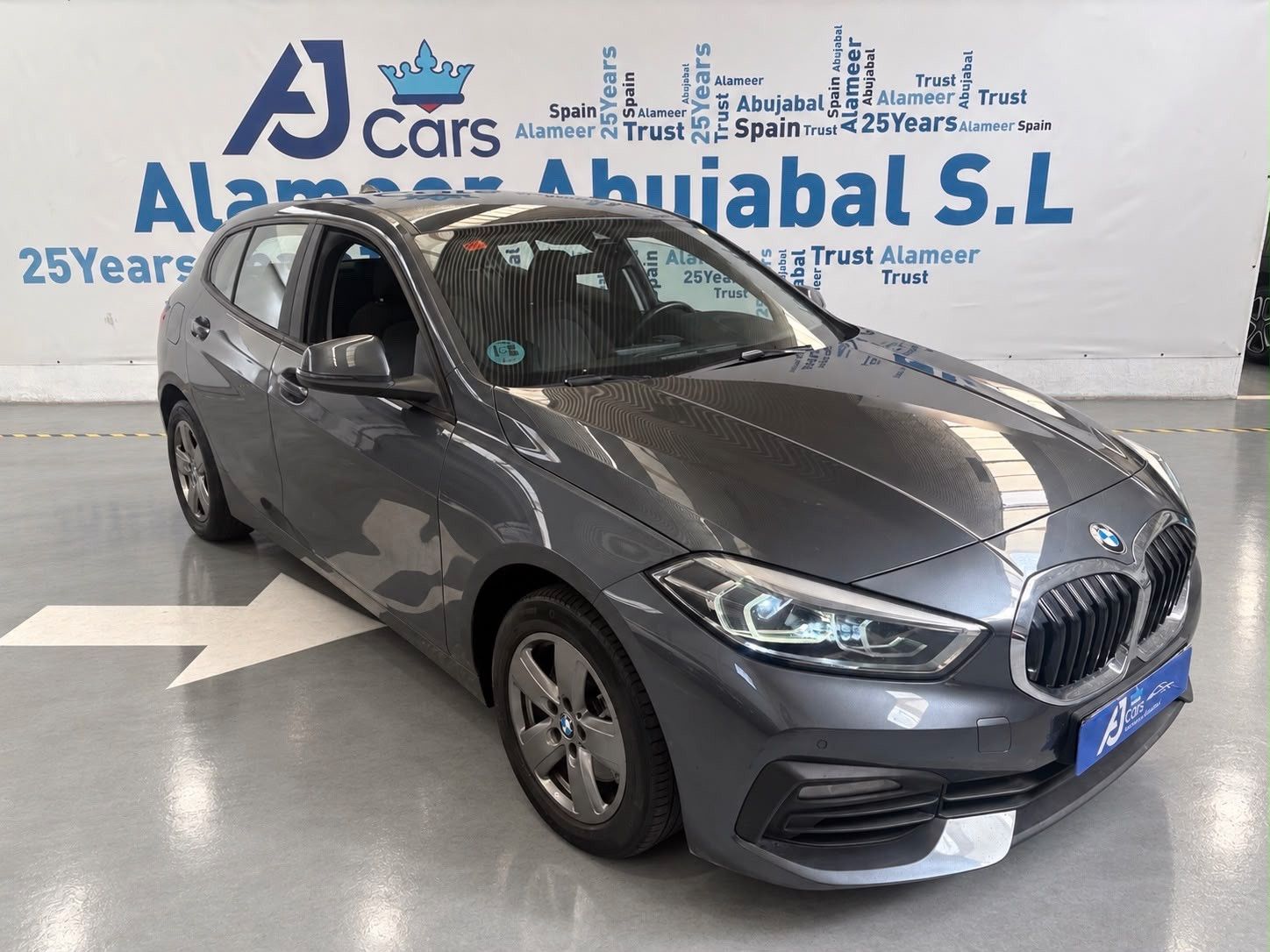 BMW 116 1 Limousine 116 d imagem 2