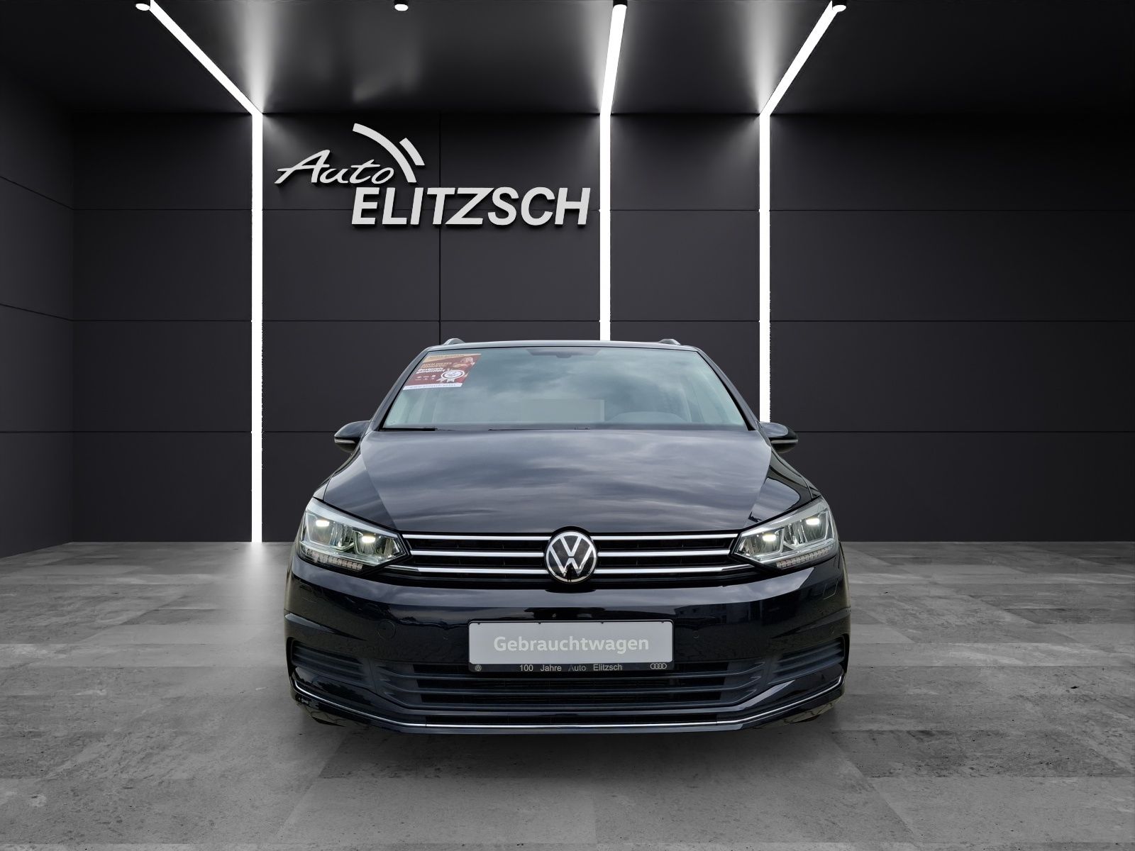 Fahrzeugabbildung Volkswagen Touran TSI United Standhzg 7-Si LED Navi ACC RFK
