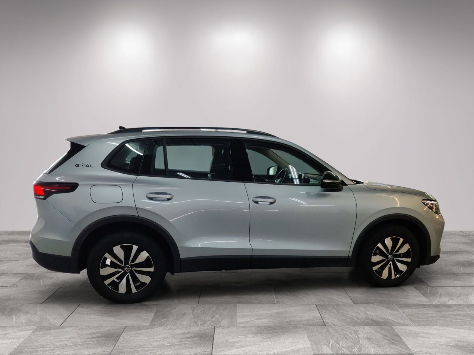 Volkswagen Tiguan Goal 1.5 eTSI AHK LED Standhzg 03.30Garan foto 5