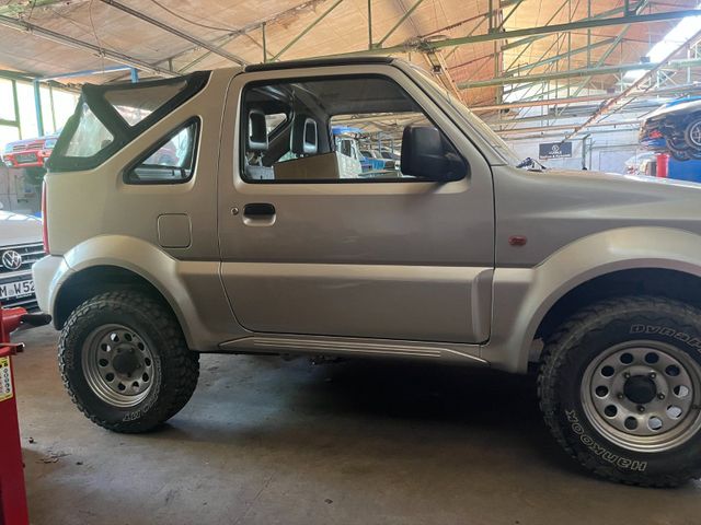 Suzuki Jimny 1.3 offen