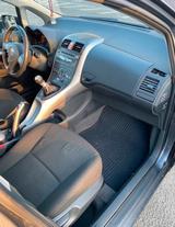 Toyota Auris grau Diesel Keyless-Go - Toyota Auris in Dortmund