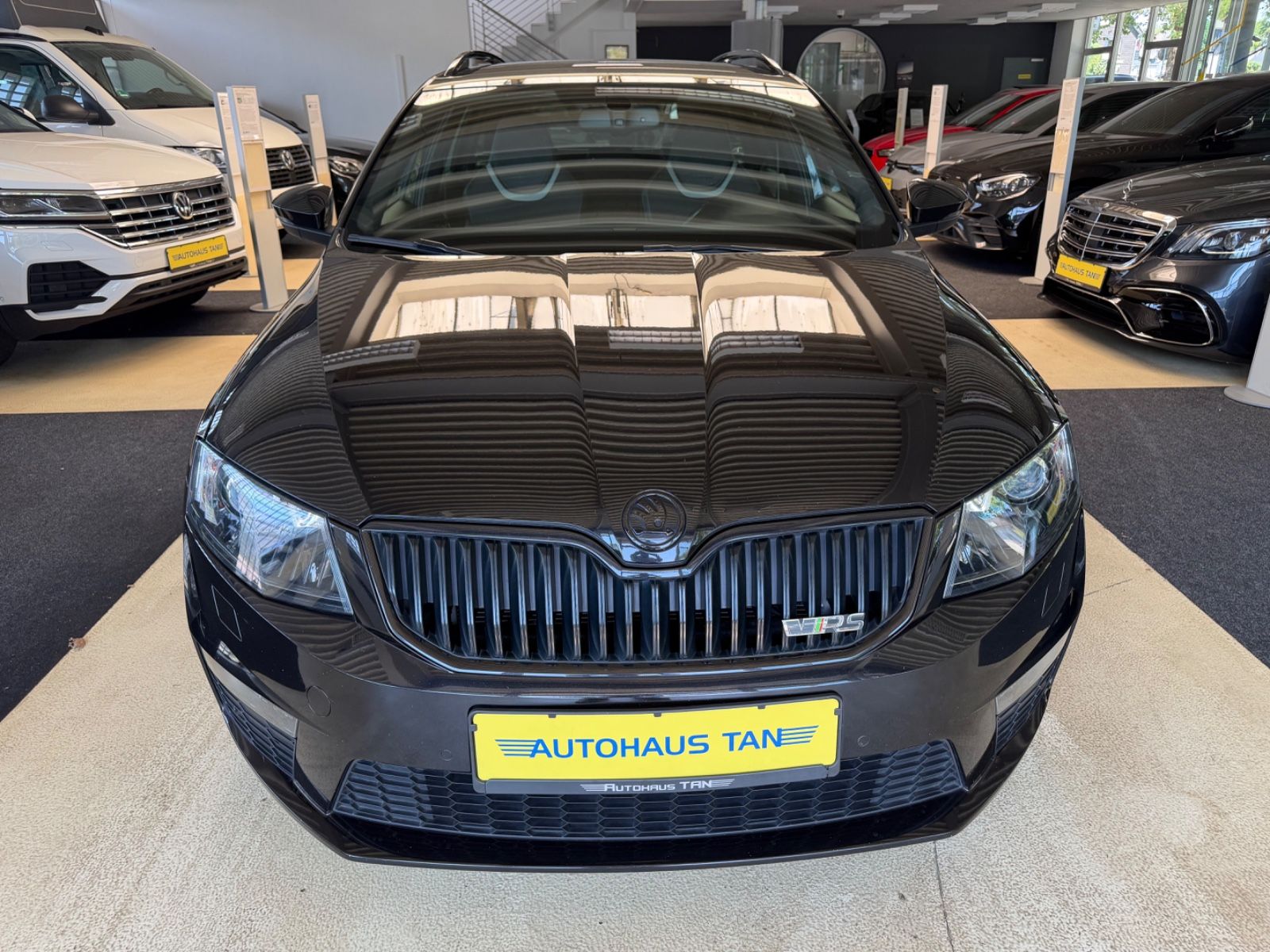 Fahrzeugabbildung SKODA Octavia Combi RS