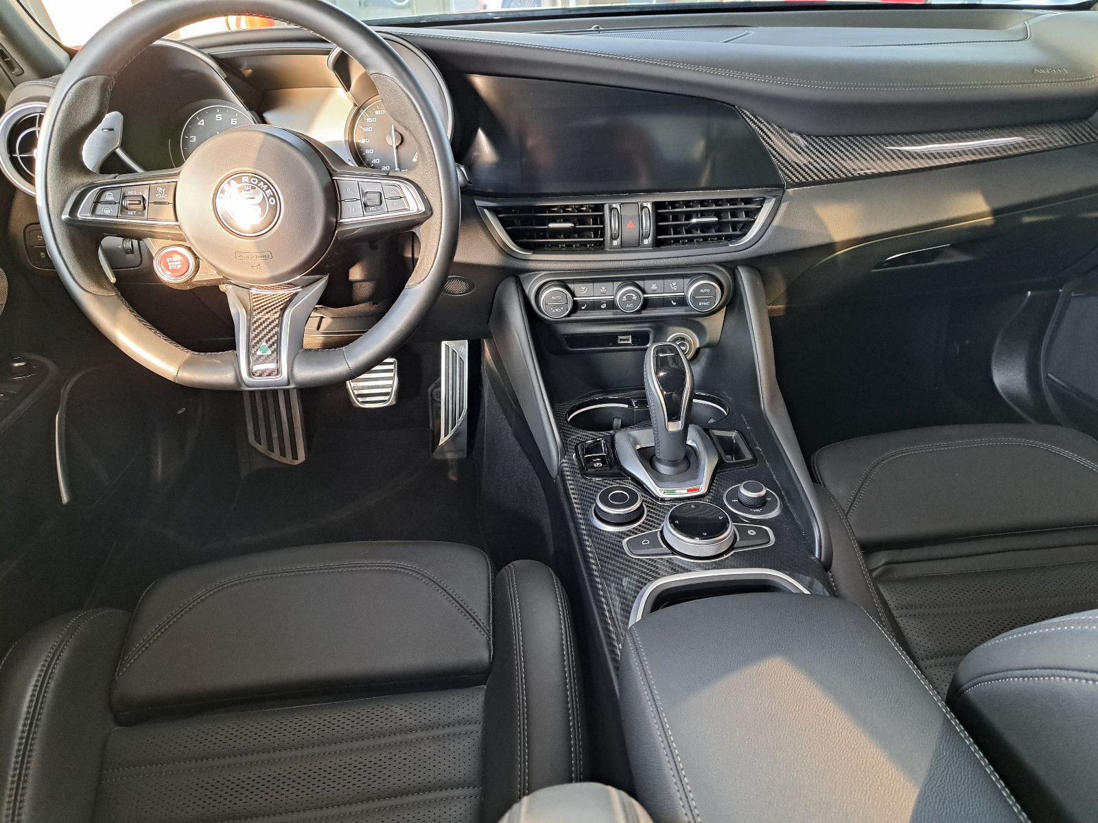 Fahrzeugabbildung Alfa Romeo Giulia Quadrifoglio 510 PS