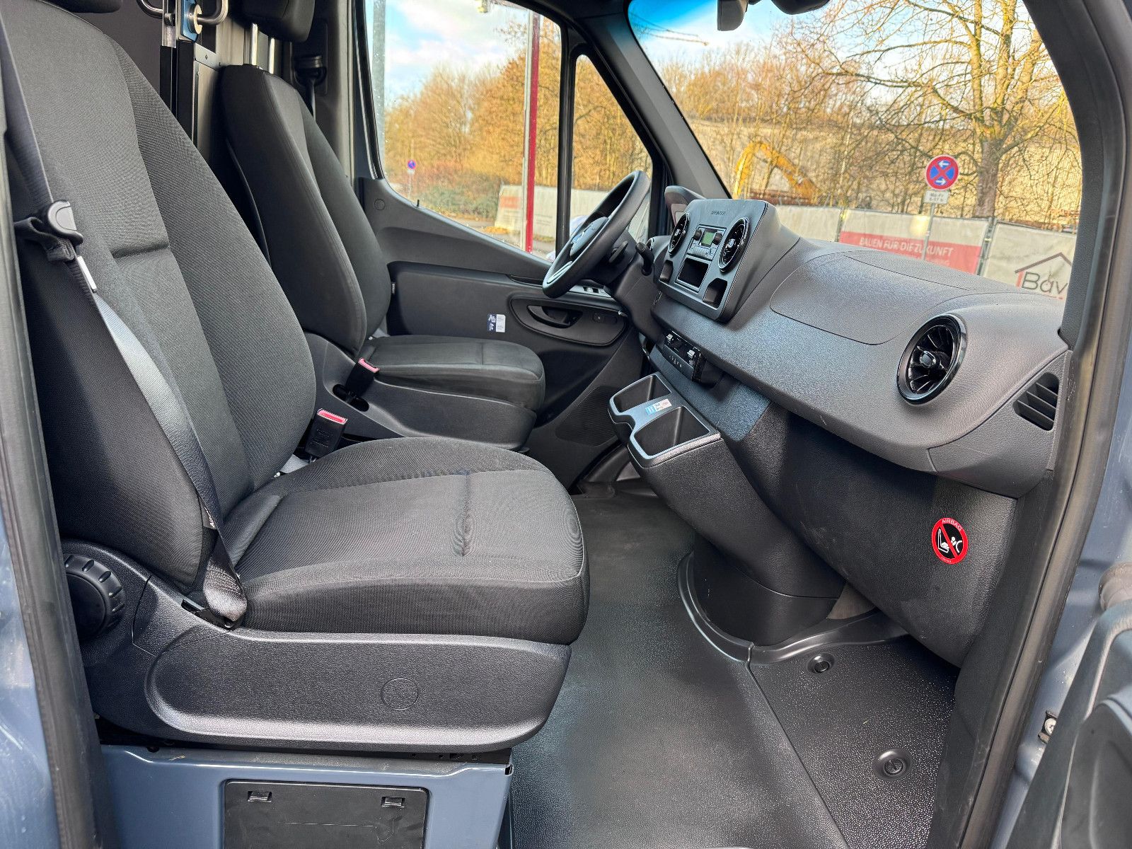 Fahrzeugabbildung Mercedes-Benz e-Sprinter *KAMERA*ELEKTRO*KLIMA*SITZHEIZ*L2H2