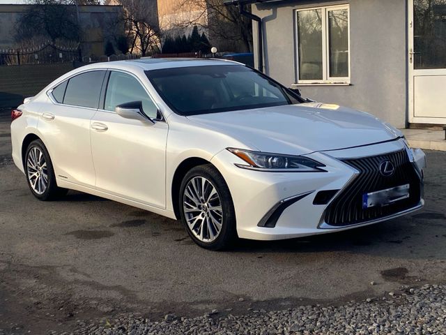 Lexus ES 300h NAVI-SYS/R-KAMERA/PANO/LEDER/AIRBAG OK!