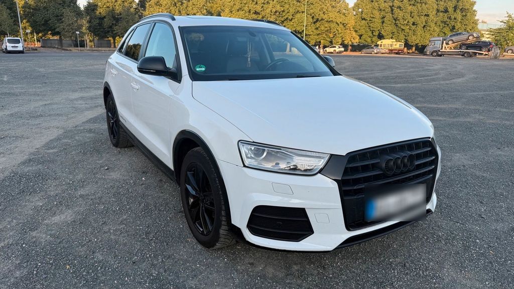 Image of Audi Q3