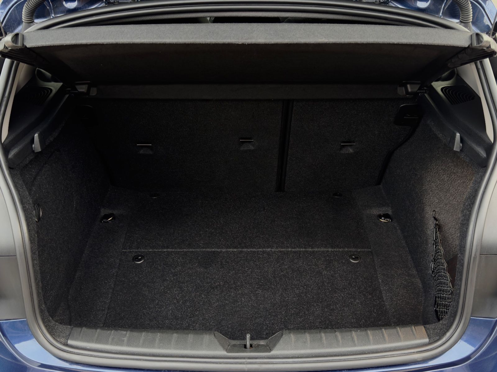 Fahrzeugabbildung BMW 118i Advantage SHZ PDC Temp. Lim. LED 2Z-Klima