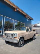 Ford F 150 Bullnose 5.0 V8, Automatik Servo TÜV+H - Ford F 150 Oldtimer