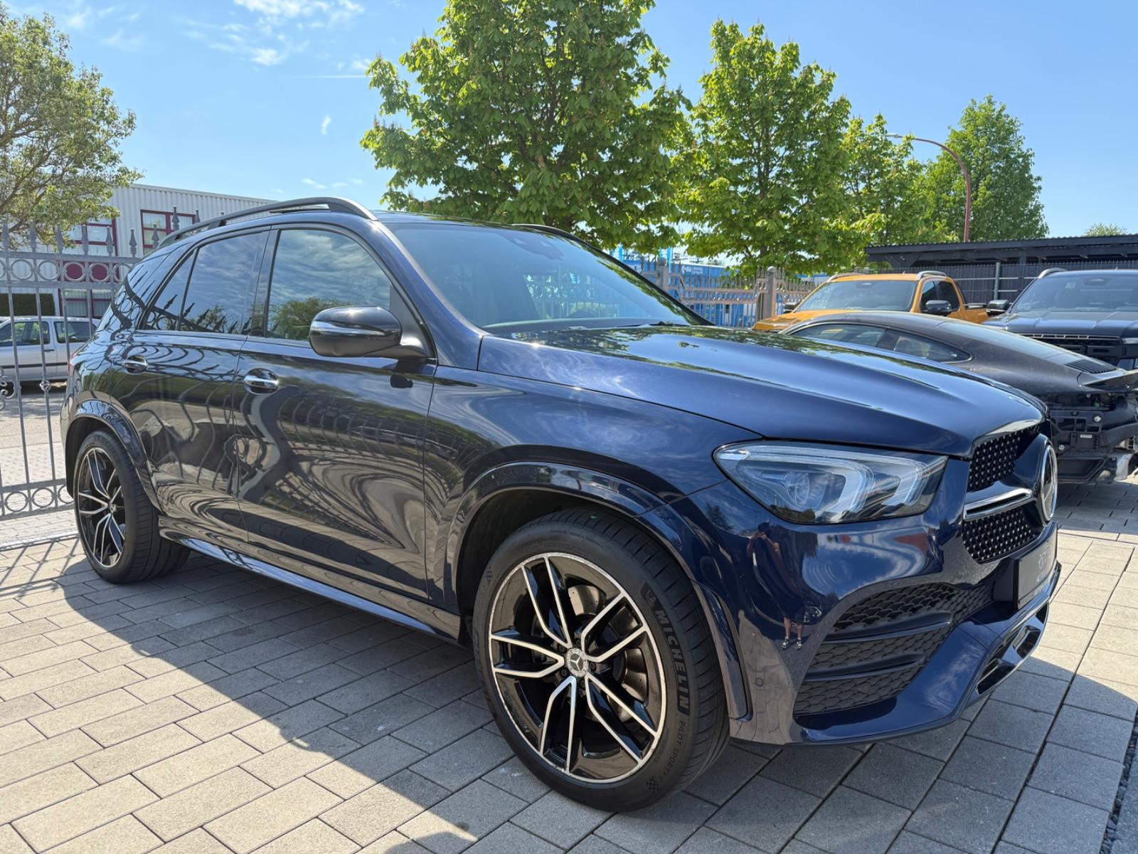 Mercedes-Benz GLE 300d*AMG*Night*Pano*Softclose*Airmatic*Burme