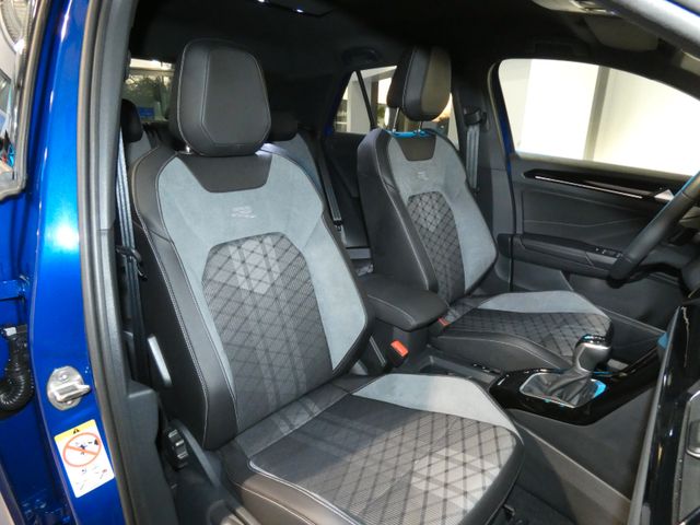 T-Roc 1.5 TSI R-Line DSG Black Style el. Heckkl.