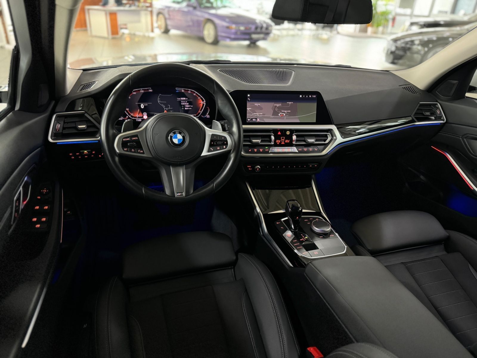 Fahrzeugabbildung BMW 320d xD Sport Line Kamera Laser HUD HiFi Komfort