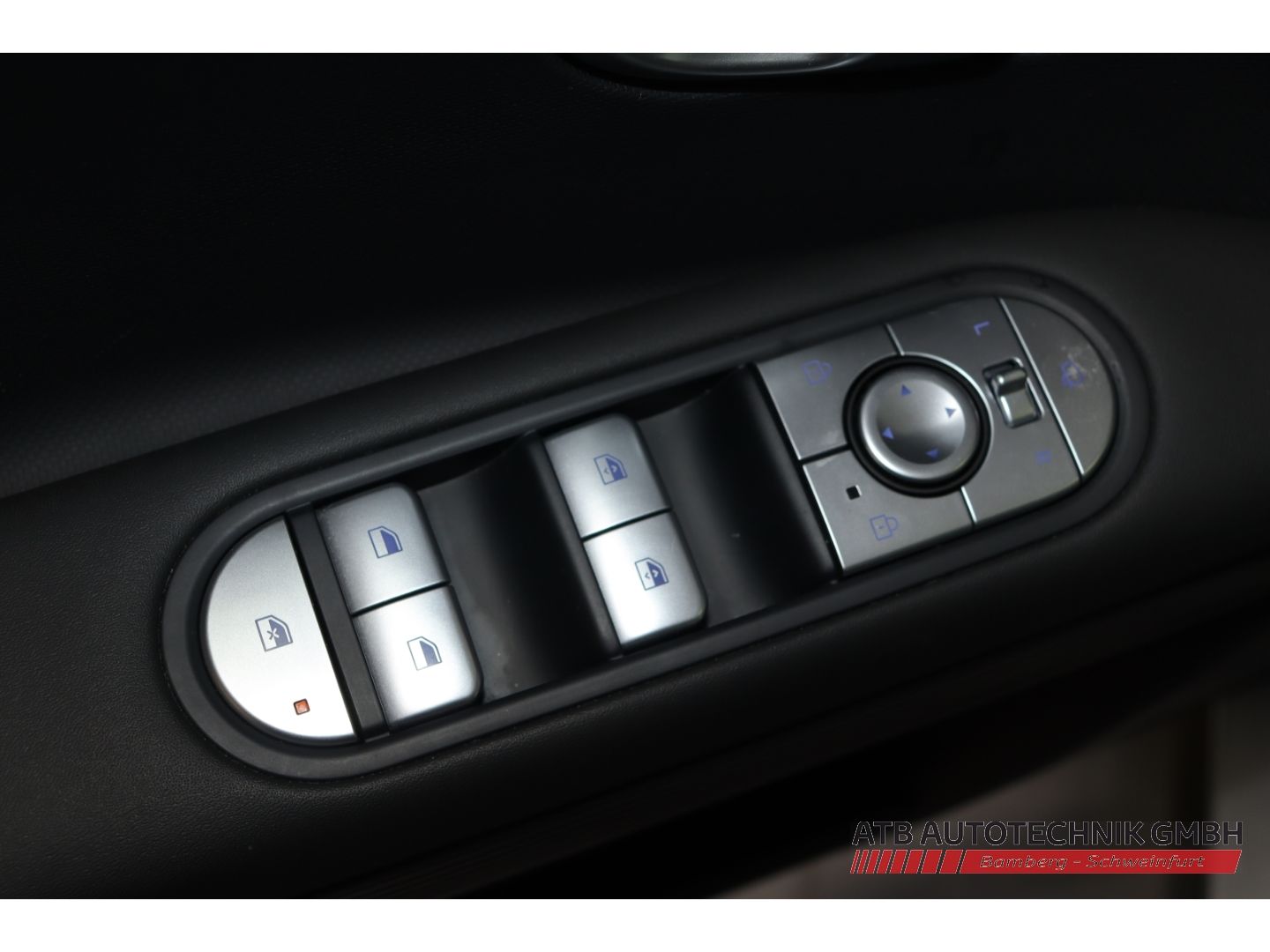 Fahrzeugabbildung Hyundai IONIQ 5 77,4 kWh TECHNIQ 2WD 98,8% SOH Panorama