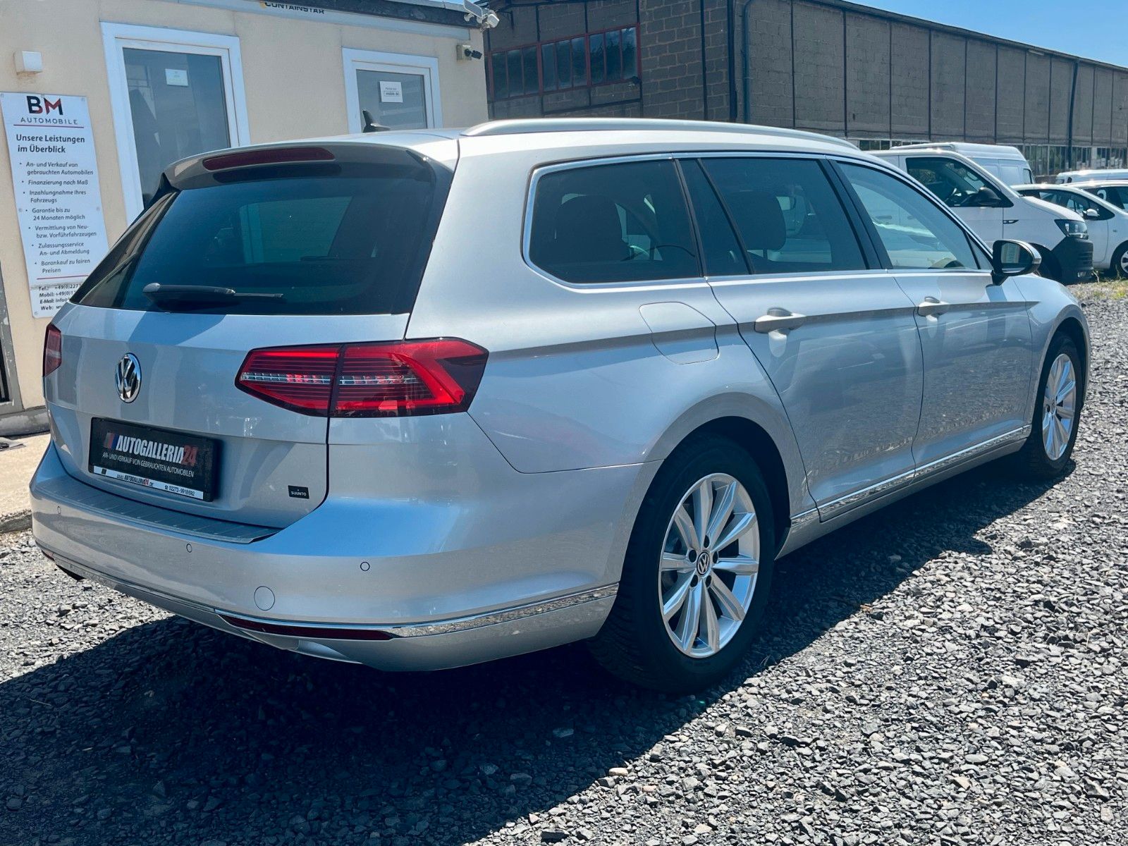 Fahrzeugabbildung Volkswagen Passat Variant 1.8 TSI DSG Navi Leder HIGHLINE