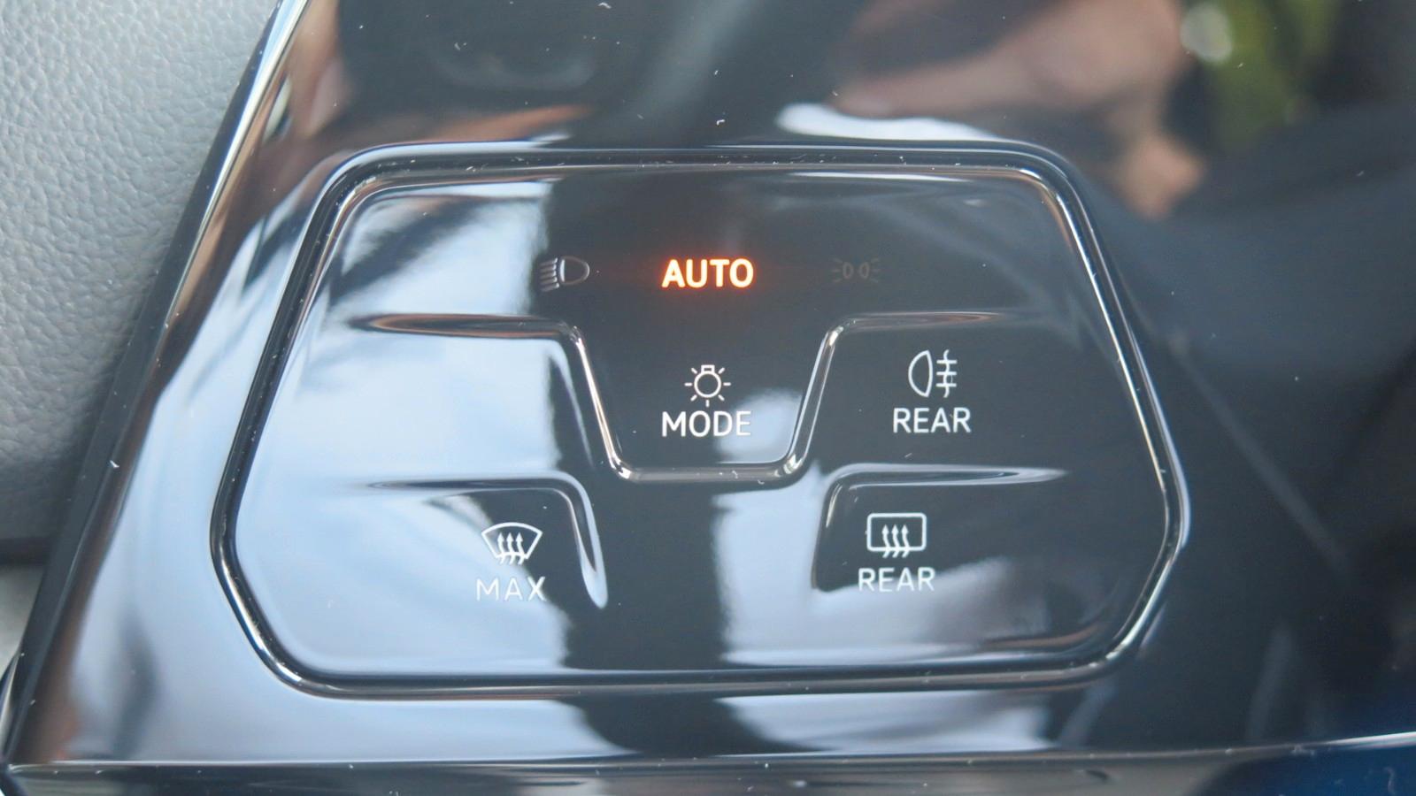 Volkswagen Golf VIII 2.0 TDI DSG VARIANT *STANDHEIZUNG*, миниатюра 17