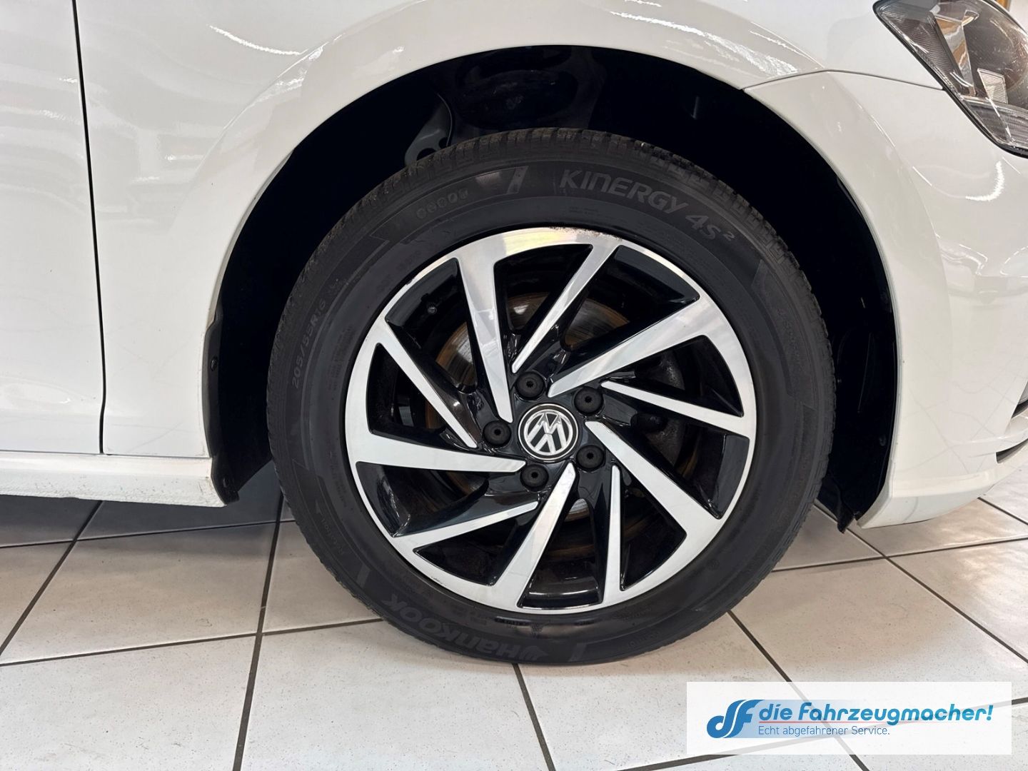 Fahrzeugabbildung Volkswagen Golf VII Join Start-Stopp Navi Sperrdiff. Mehrzo