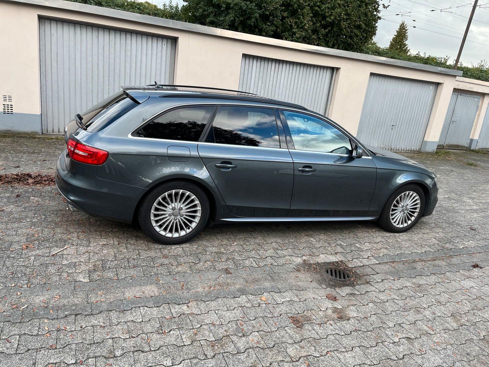 Audi A4 2014 — interior