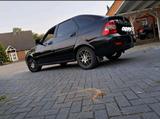 Lada LADA PRIORA 1.6 AUTO GAS BENZIN - Lada Priora mit Benzin-Antrieb