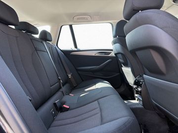 BMW 520 - 12