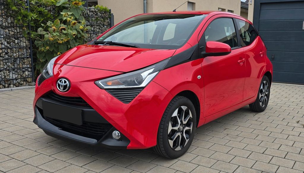 Image of Toyota Aygo (X)