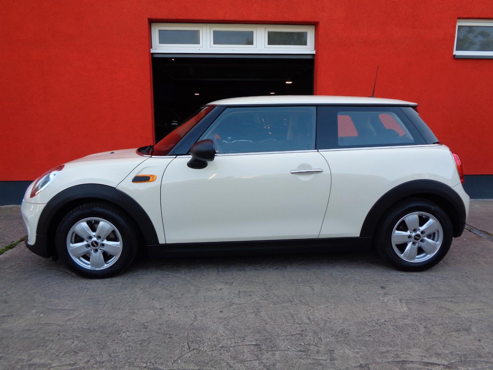 MINI ONE D 3-trg. KLIMA SERVO SHZ PDC ALU