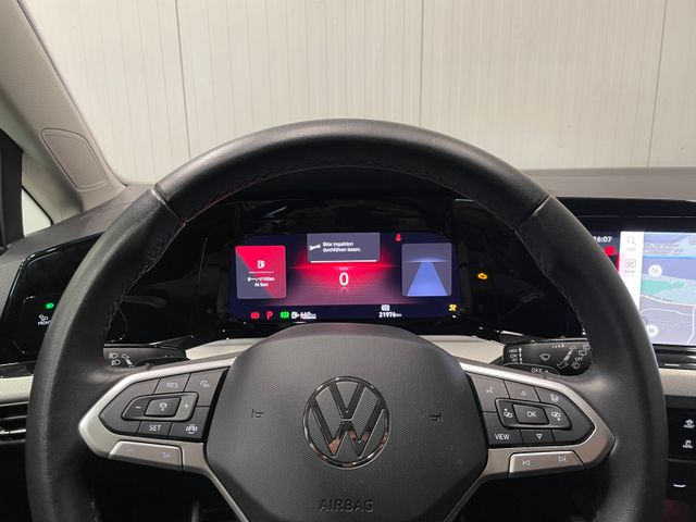 Golf VIII Variant Move 1.0 eTSI DSG LED NAVI ACC