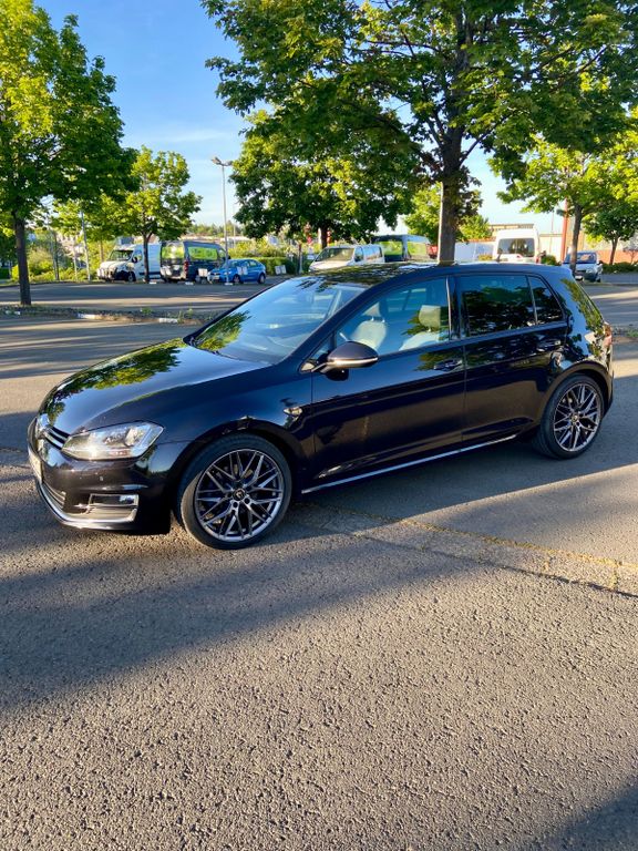 Image of Volkswagen Golf