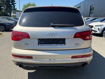 Audi Q7 - 5