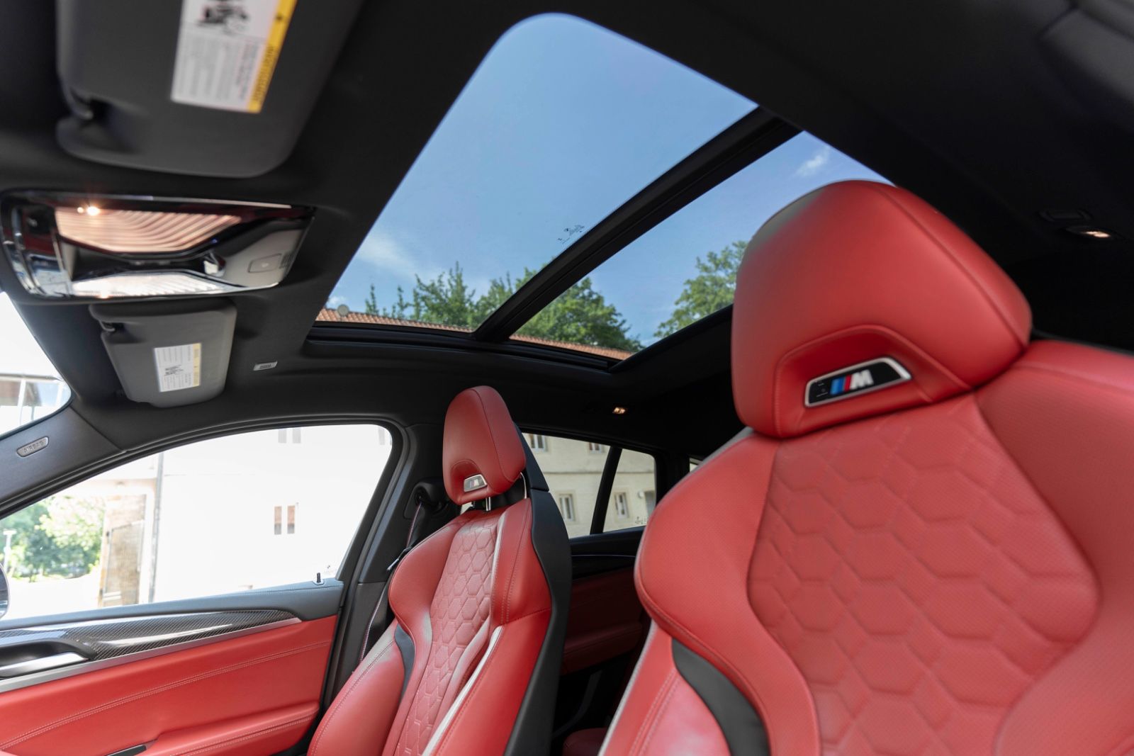 Fahrzeugabbildung BMW X4 M COMPETITION ACC H&K HUD LED 360°