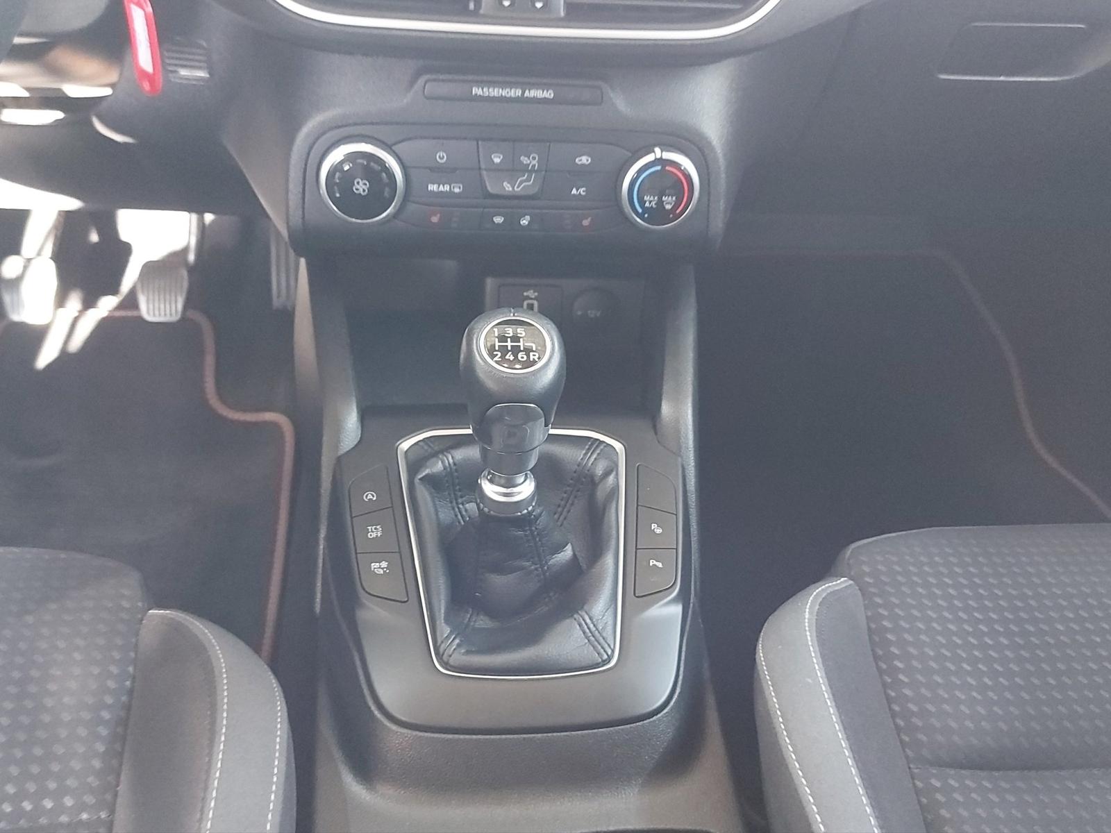 Ford Focus Cool&Connect