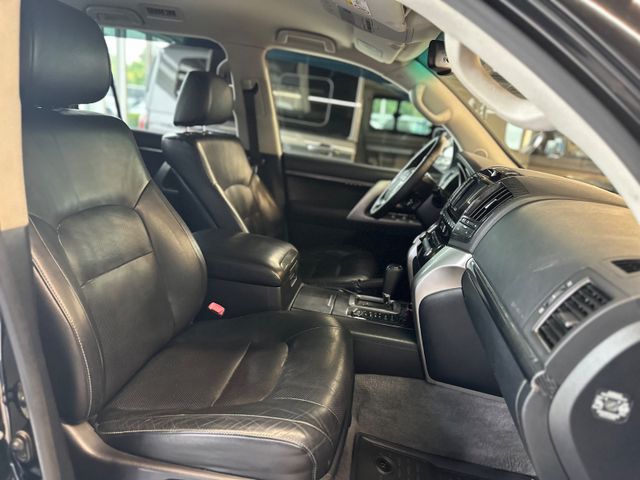 Toyota Land Cruiser 200 Executive *7-Sitz*KAMERA*