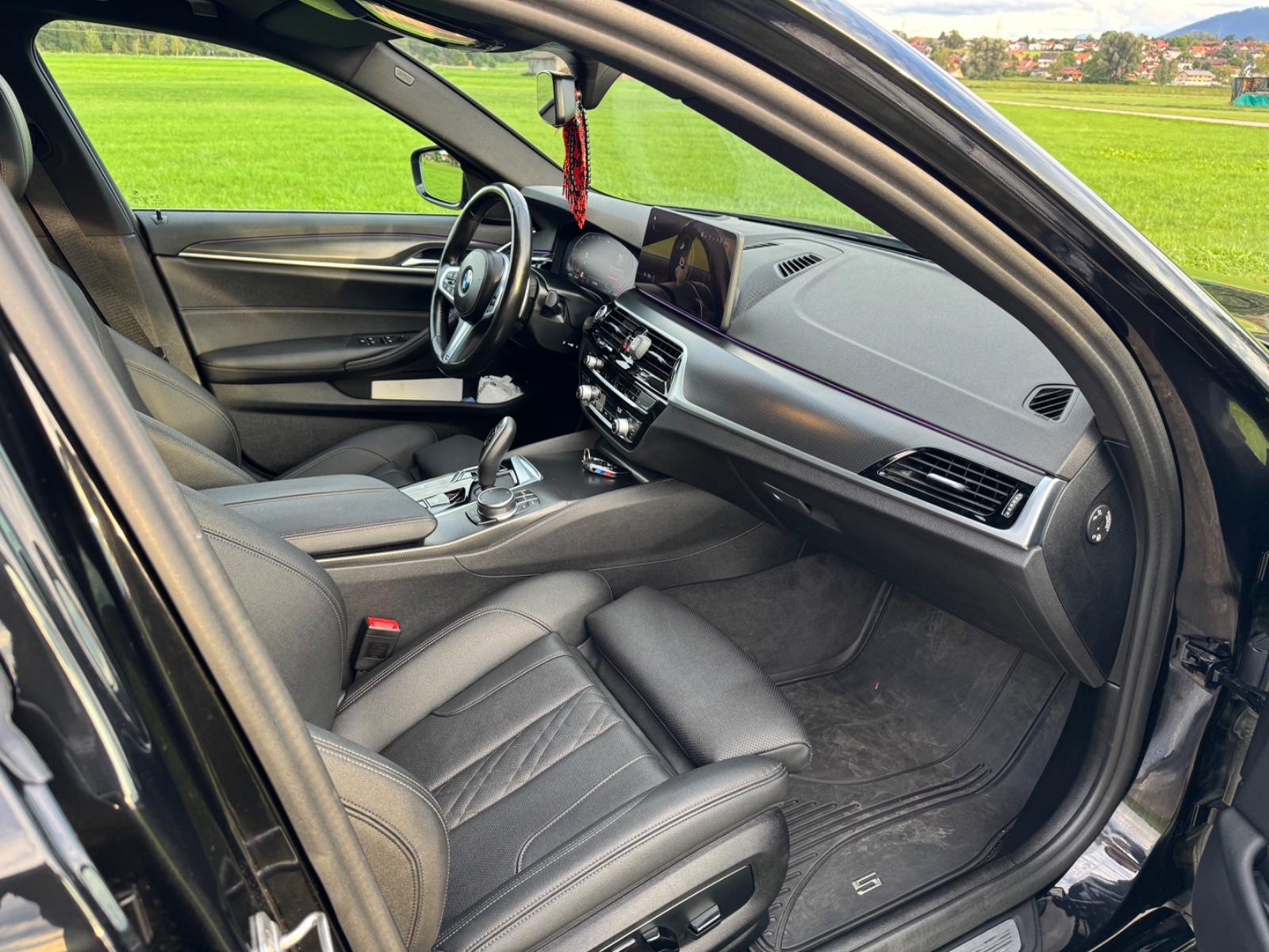 BMW 530 i Touring A -, миниатюра 11
