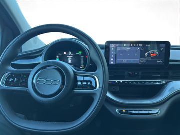 Fiat 500e Neuer 500e KEYLESS KLIMAAUTO CARPLAY