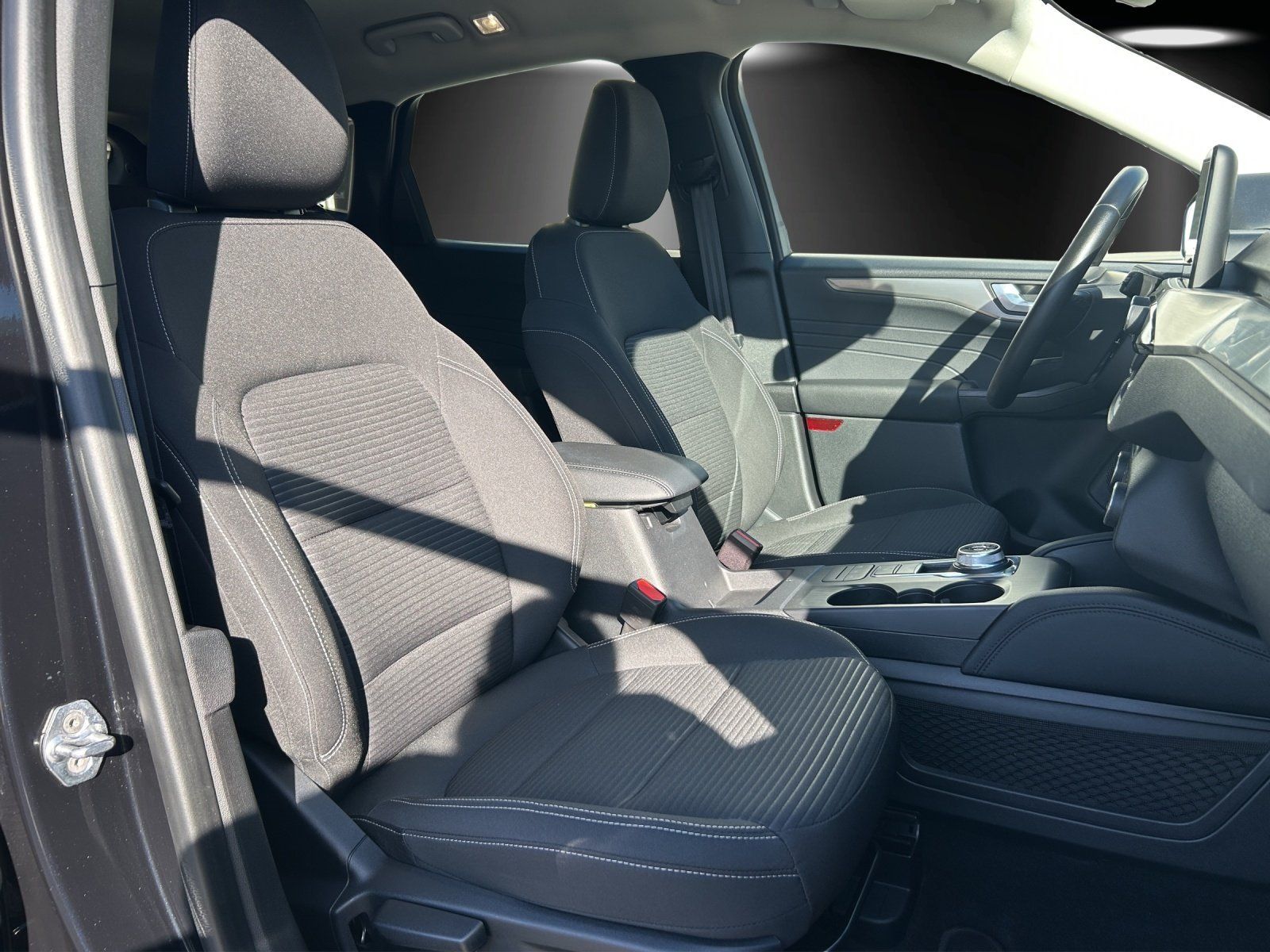 Fahrzeugabbildung Ford Kuga 2.5 PHEV Titanium Aut./LED/KAMERA/GRA/SHZ/